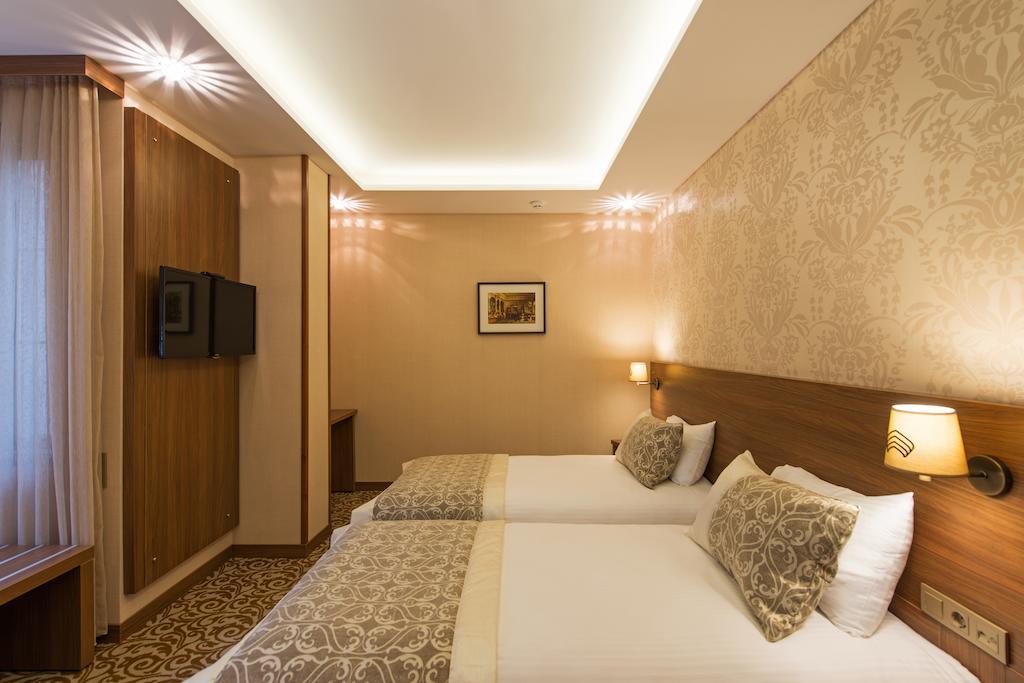 Cesmeli Konak Hotel Silivri Room photo
